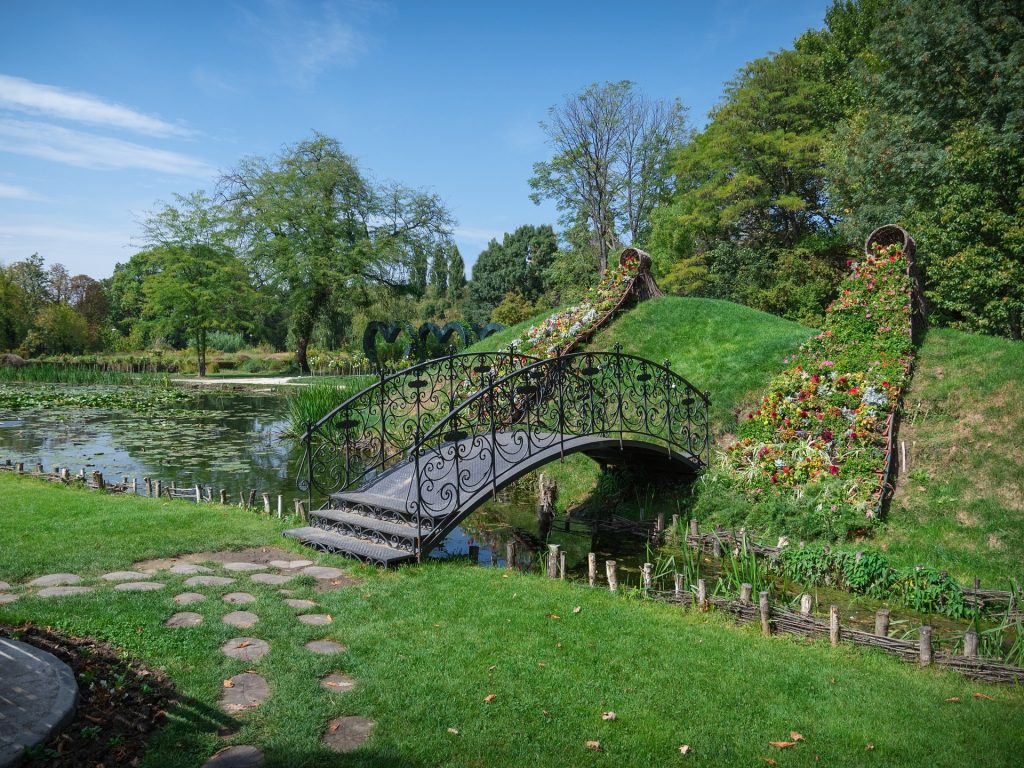 Home and Garden Lighting